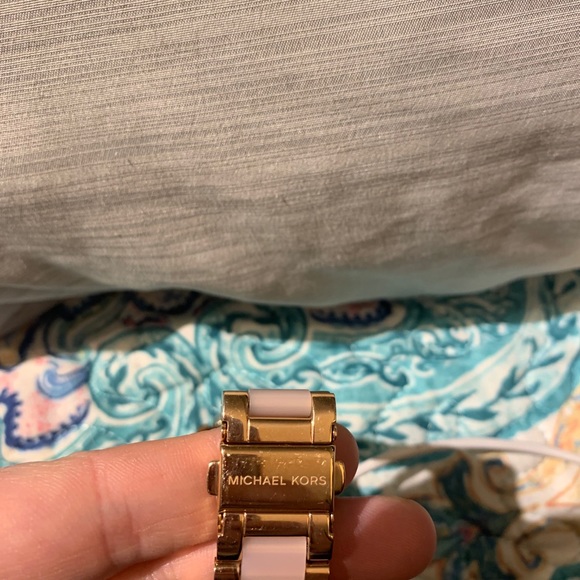 Michael Kors smart watch - Picture 4 of 4